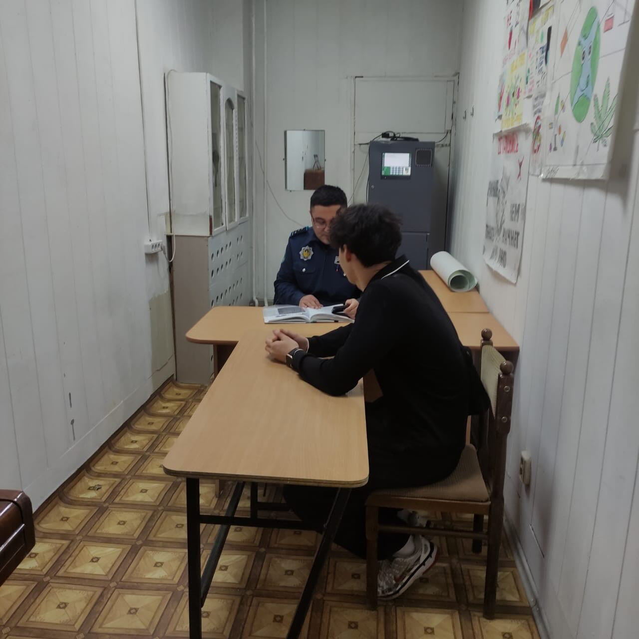 Профилактическая беседа с участием участкового инспектора