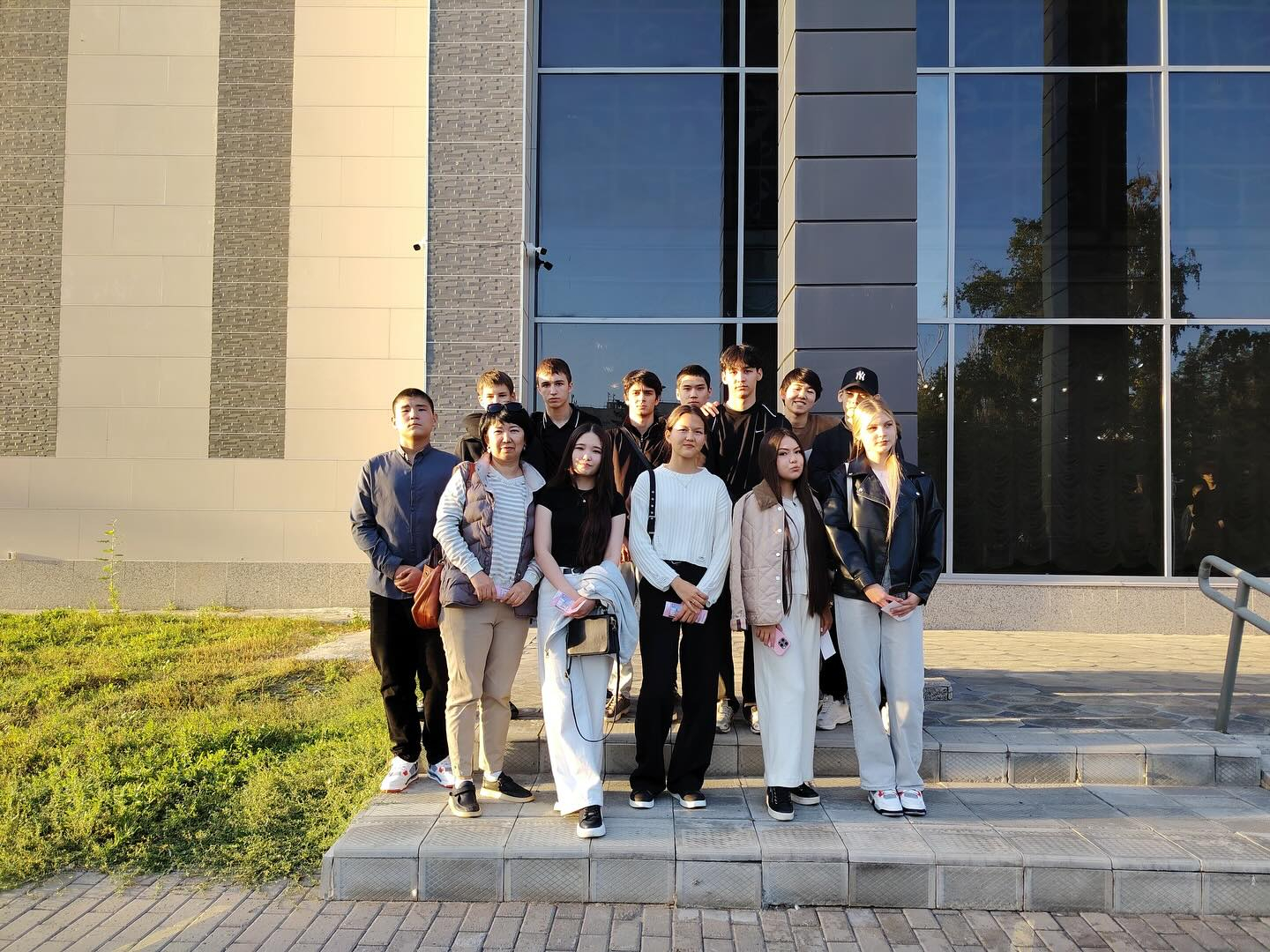 37 Заглушка: Заголовок